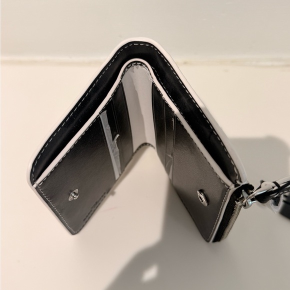 NWT Marc Jacobs compact wallet - cotton multi - Picture 6 of 8